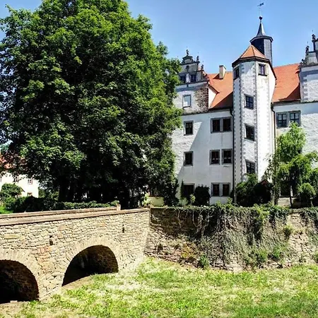 招待所 Wasserschloss Podelwitz *