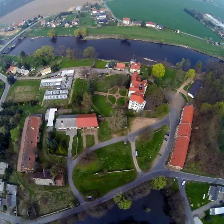 Wasserschloss Podelwitz 招待所
