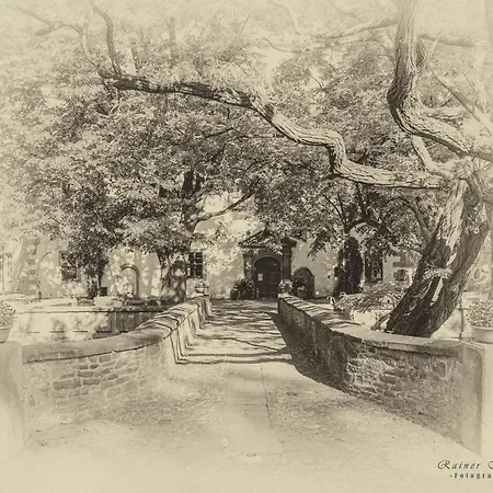 招待所 Wasserschloss Podelwitz *