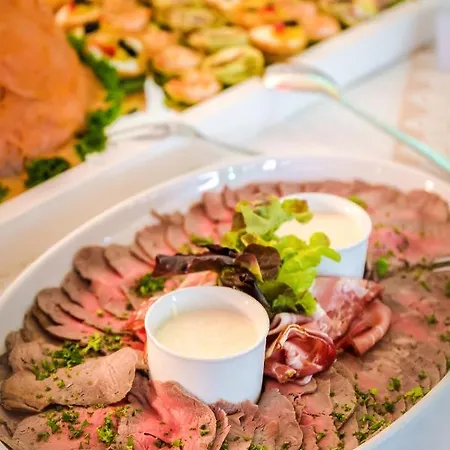 Wasserschloss Podelwitz Konukevi *