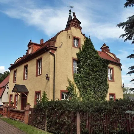 Wasserschloss Podelwitz Konukevi *