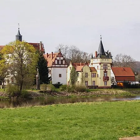 Wasserschloss Podelwitz Konukevi Colditz