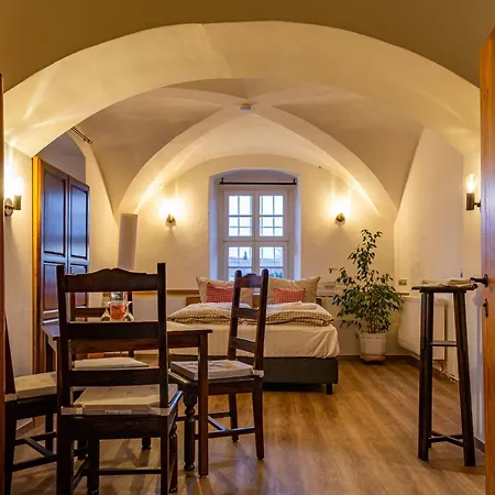 招待所 Wasserschloss Podelwitz *