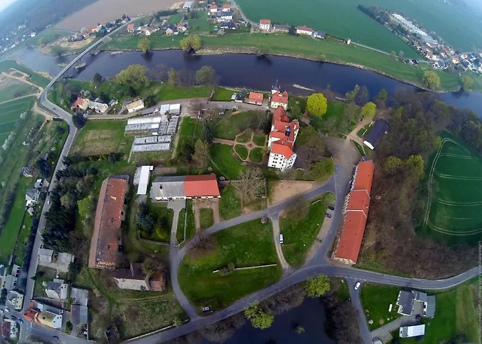 Wasserschloss Podelwitz بيت ضيافة