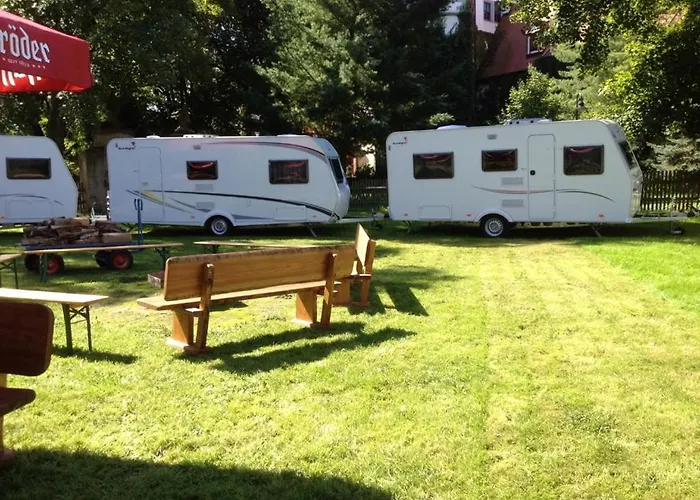 Wasserschloss Podelwitz بيت ضيافة *