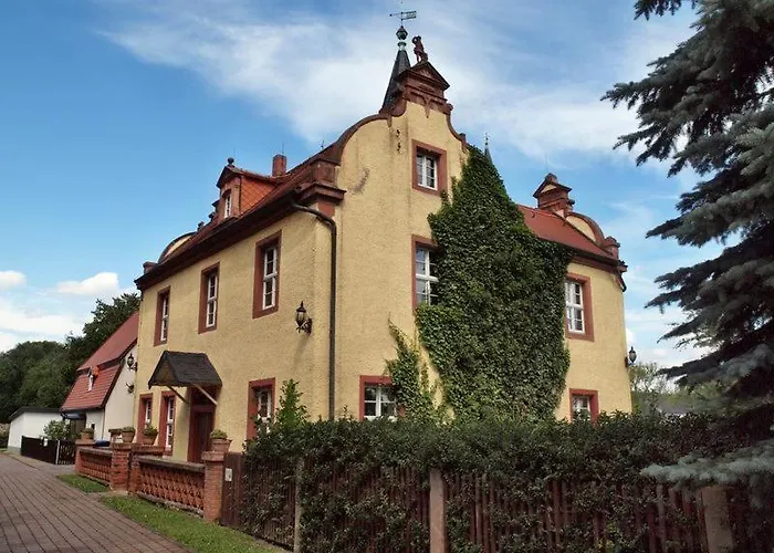 Wasserschloss Podelwitz بيت ضيافة *